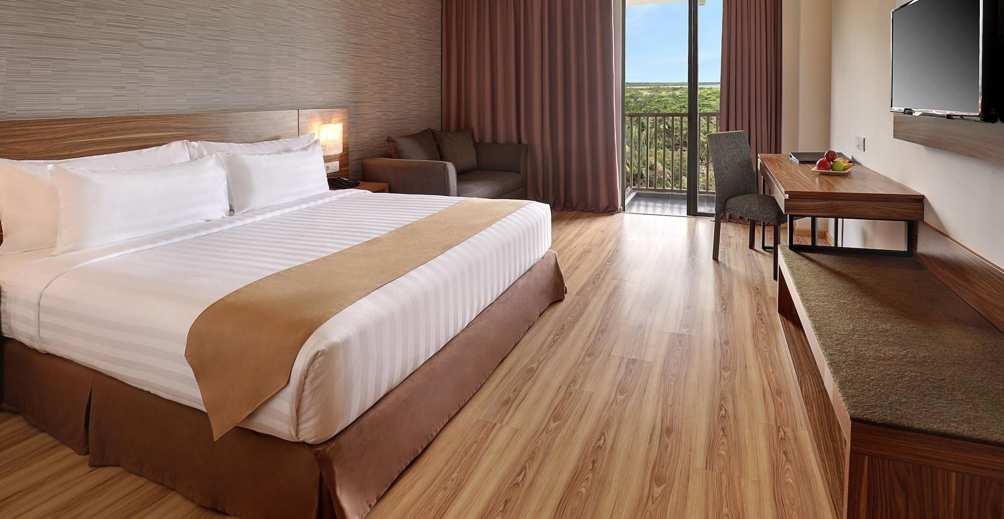 Swiss-Belhotel Sorong Exteriör bild