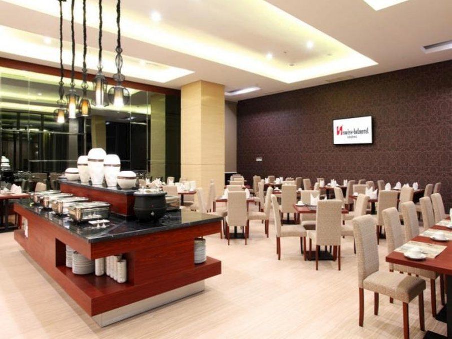 Swiss-Belhotel Sorong Exteriör bild