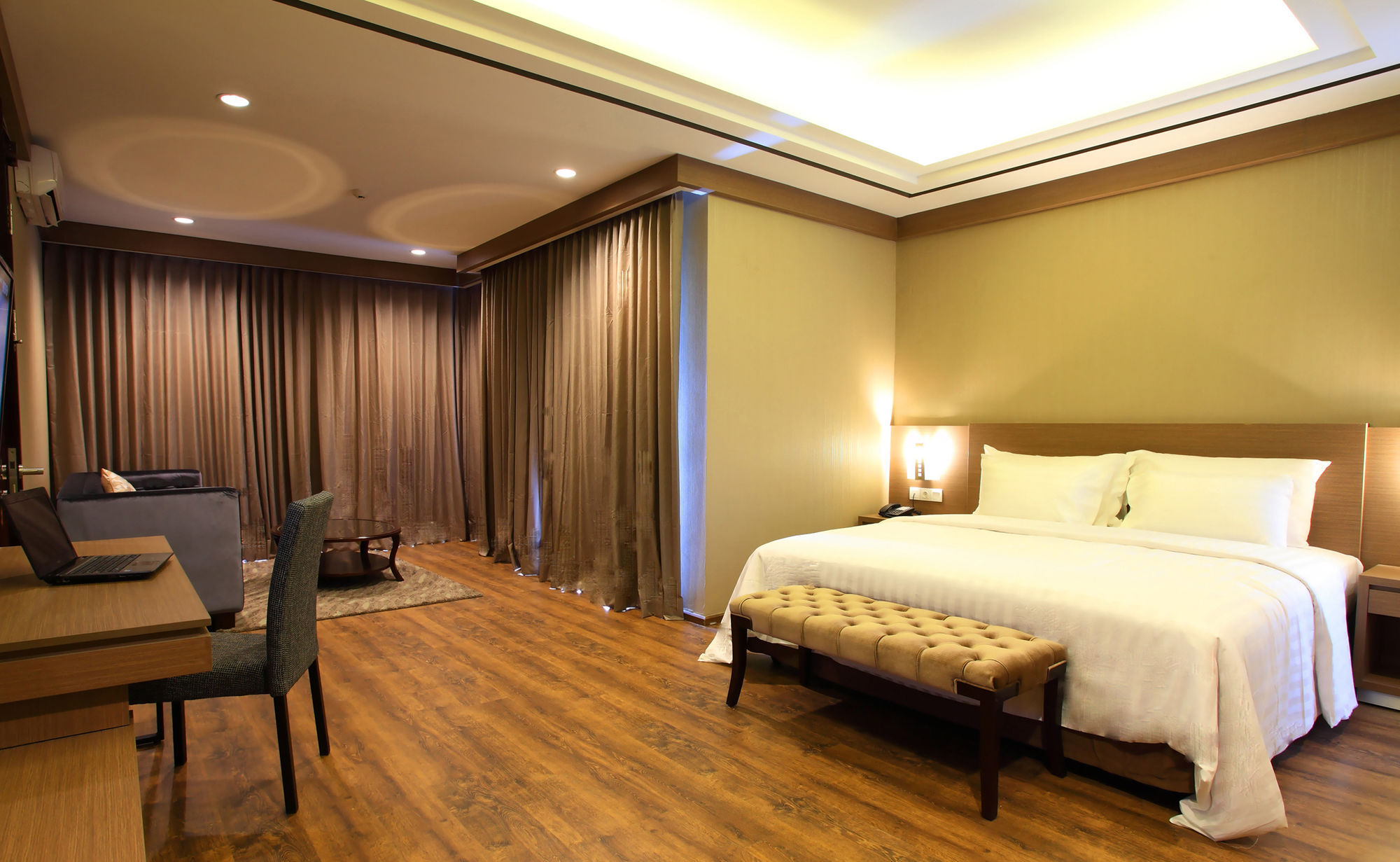 Swiss-Belhotel Sorong Exteriör bild